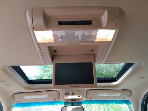Used 2012 GMC Yukon Denali AWD/4WD image 36