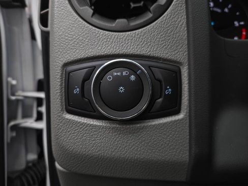 Used 2021 Ford E-450 and Econoline 450 Super Duty w/ Power Windows & Locks Group RWD image 24