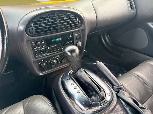 Used 2002 Chrysler Prowler RWD image 24