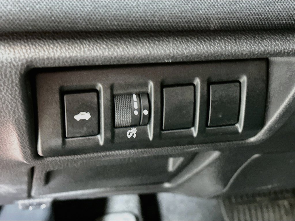 Used 2024 Subaru Legacy Premium AWD/4WD image 15