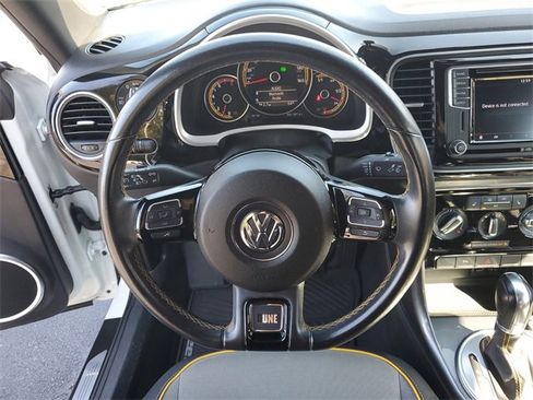 Used 2017 Volkswagen Beetle 1.8T Dune image 17