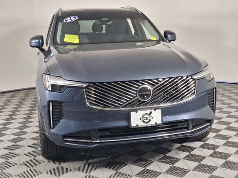 Used 2025 Volvo XC90 B6 Plus w/ Protection Package Premier image 3