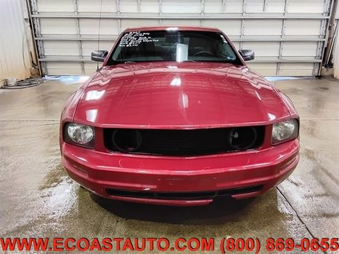 Used 2007 Ford Mustang Deluxe image 7