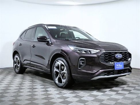 Certified 2023 Ford Escape ST-Line Select w/ Tech Pack #2 image 1