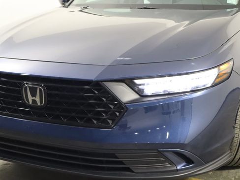 Used 2023 Honda Accord EX image 43