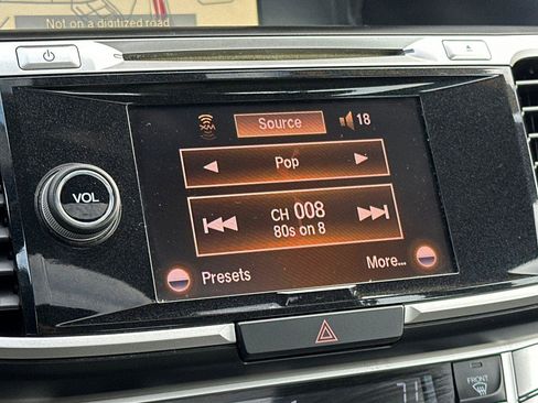 Used 2014 Honda Accord EX-L image 17