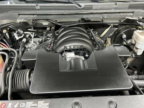 Used 2019 GMC Sierra 1500 SLE w/ Black Pack AWD/4WD image 23