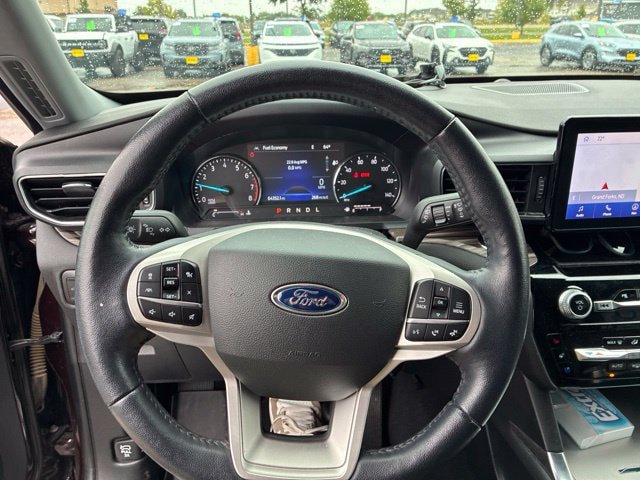 Used 2023 Ford Explorer Limited w/ Equipment Group 301A AWD/4WD image 10