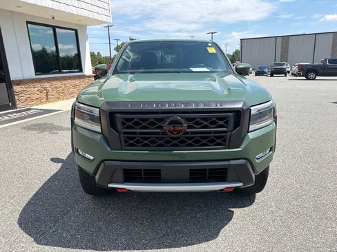 Used 2022 Nissan Frontier PRO-4X w/ Pro-4X Premium Package AWD/4WD image 12