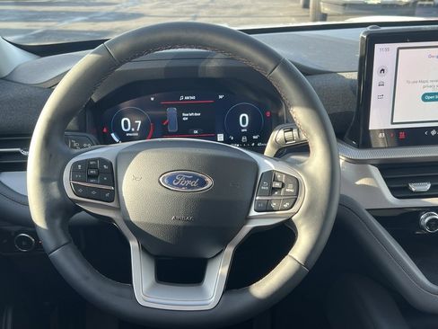 New 2026 Ford Explorer Active w/ Active Comfort Package image 16