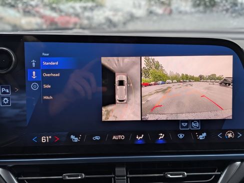 New 2025 Chevrolet Equinox EV LT image 3