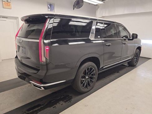 Used 2021 Cadillac Escalade ESV Premium Luxury w/ Driver Assist Tech Package AWD/4WD image 2
