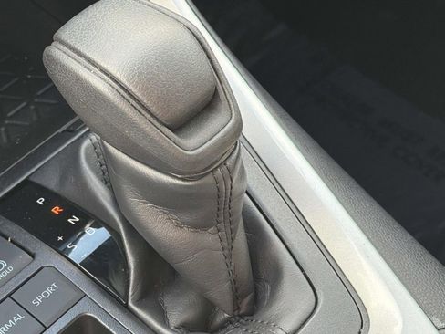 Certified 2025 Toyota RAV4 LE FWD image 17