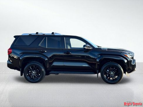 Certified 2025 Toyota 4Runner Limited AWD/4WD image 8