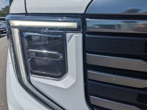 Used 2023 GMC Sierra 1500 AT4 w/ AT4 Premium Package image 10