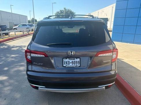Used 2022 Honda Pilot Touring image 4
