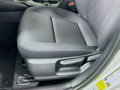 Certified 2025 Toyota Corolla LE FWD image 19