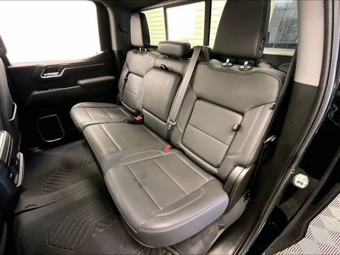 Used 2022 Chevrolet Silverado 1500 LT Trail Boss w/ LT Trail Boss Premium Package AWD/4WD image 22