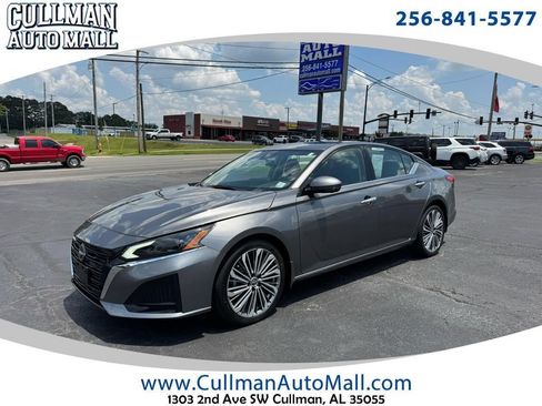 Used 2024 Nissan Altima 2.5 SL FWD image 1
