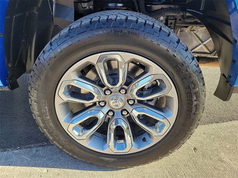 Used 2020 RAM 1500 Laramie w/ Sport Appearance Package image 10