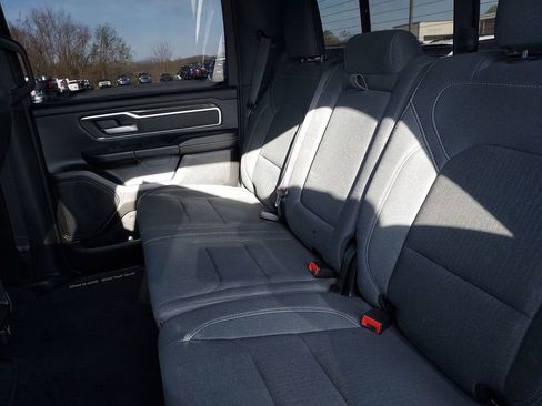 Used 2021 RAM 1500 Big Horn image 28