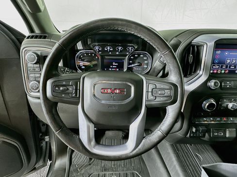 Used 2021 GMC Sierra 1500 SLT w/ Driver Alert Package I AWD/4WD image 11