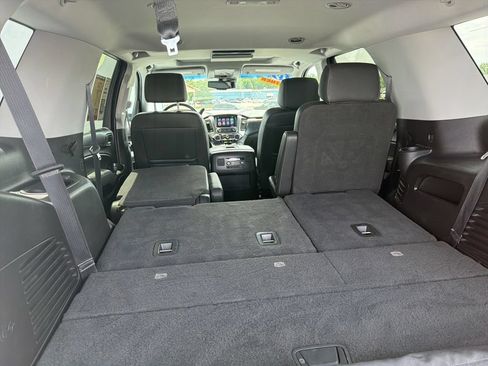 Used 2019 Chevrolet Tahoe LT AWD/4WD image 11