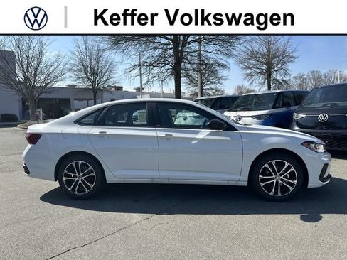 New 2026 Volkswagen Jetta Sport FWD image 6
