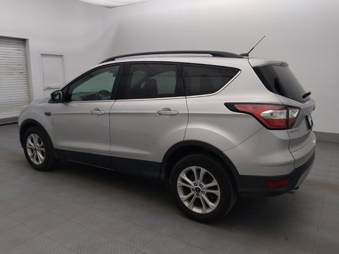 Used 2018 Ford Escape SE image 3