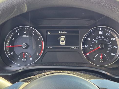 Used 2023 Kia Forte LXS image 19