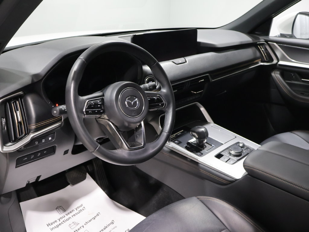 Used 2024 MAZDA CX-90 Plug-In Hybrid w/ Premium Plus AWD/4WD image 16