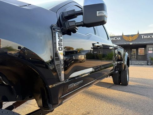 Used 2023 Ford F350 Lariat w/ Lariat Ultimate Package AWD/4WD image 46