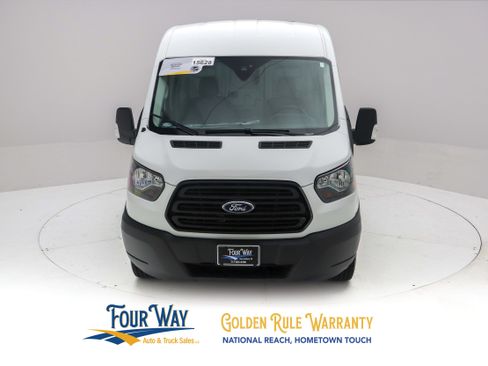 Used 2018 Ford Transit 250 148 Medium Roof RWD image 9