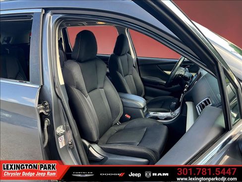 Used 2020 Subaru Ascent Premium w/ Convenience Package AWD/4WD image 29
