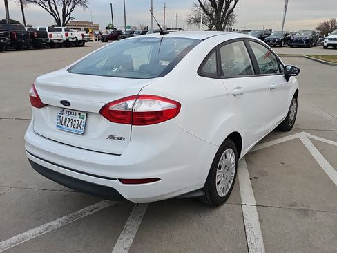 Used 2016 Ford Fiesta S image 5