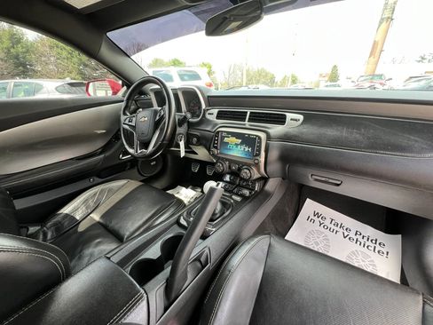Used 2015 Chevrolet Camaro SS w/ RS Package image 17