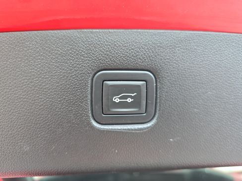 Used 2020 Chevrolet Blazer LT AWD/4WD image 13