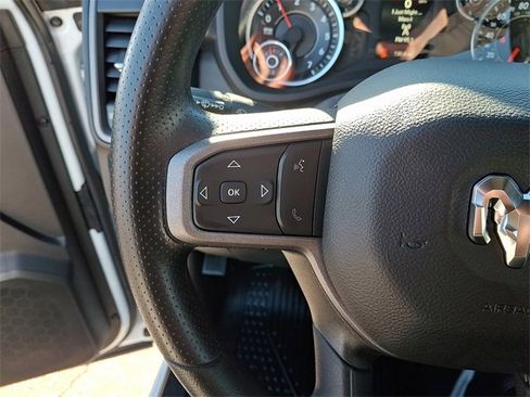 Used 2024 RAM 2500 Tradesman w/ Chrome Appearance Group image 20