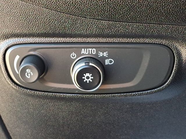 Used 2019 Chevrolet Equinox LT AWD/4WD image 9