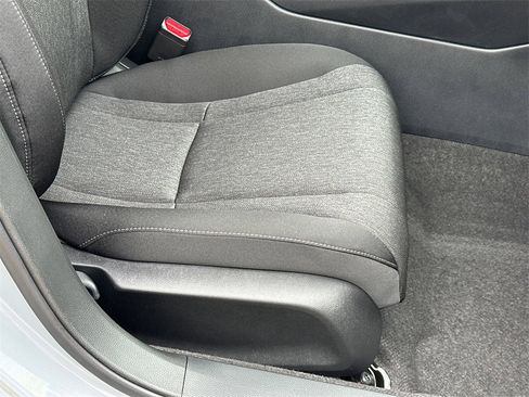 New 2025 Honda Accord SE image 9