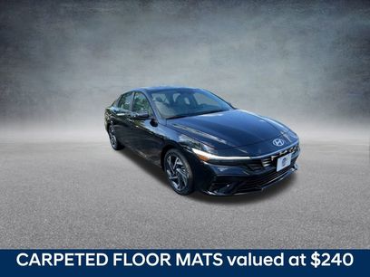 New 2025 Hyundai Elantra Limited