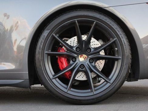 Used 2017 Porsche 911 Carrera 4S AWD/4WD image 57
