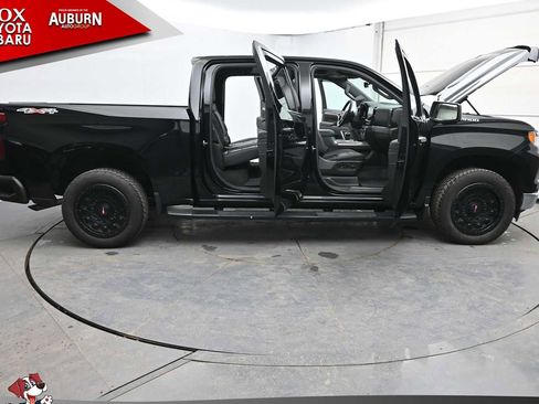 Used 2022 Chevrolet Silverado 1500 LTZ w/ LTZ Premium Package image 35