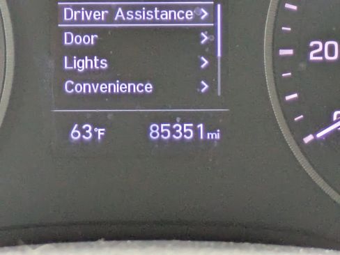 Used 2020 Hyundai Tucson Sport image 11