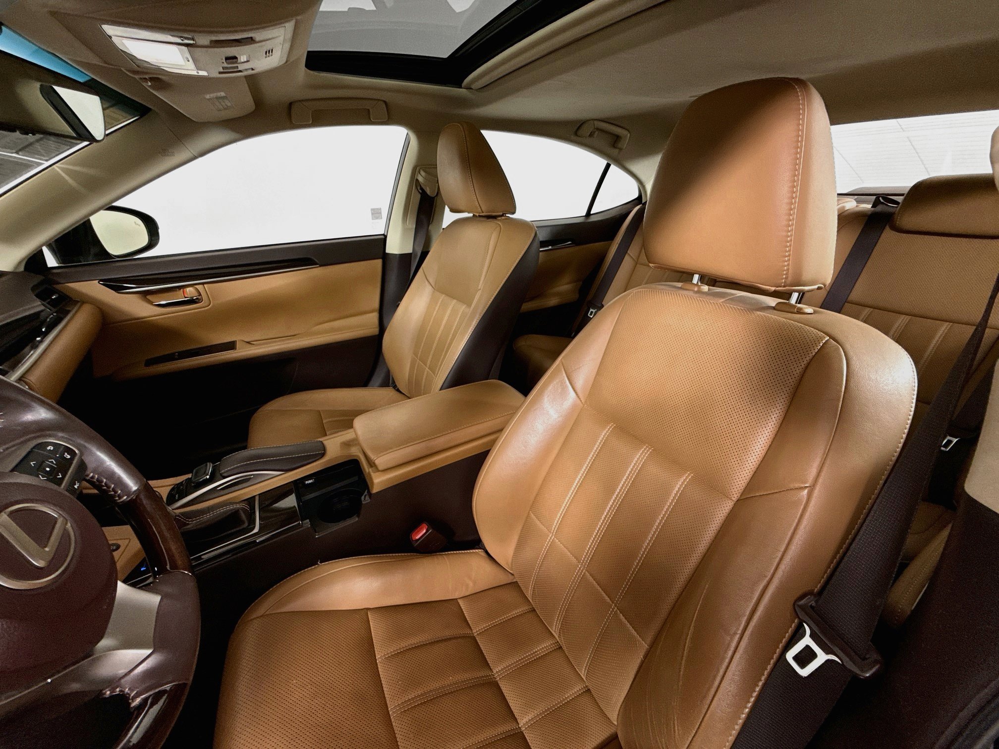 Used 2018 Lexus ES 350 w/ Luxury Package w/Wood Trim FWD image 11