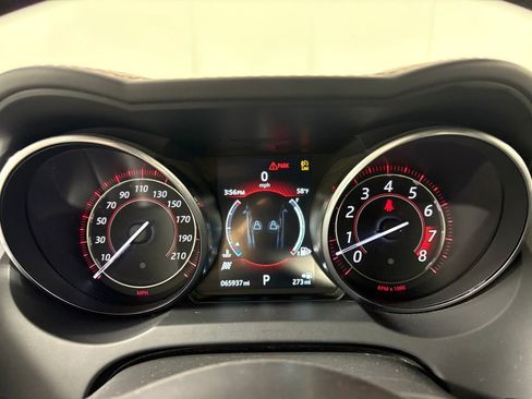 Used 2017 Jaguar F-TYPE R image 16