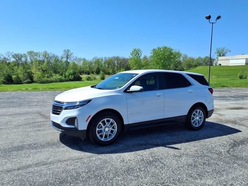 Used 2023 Chevrolet Equinox LT FWD image 32