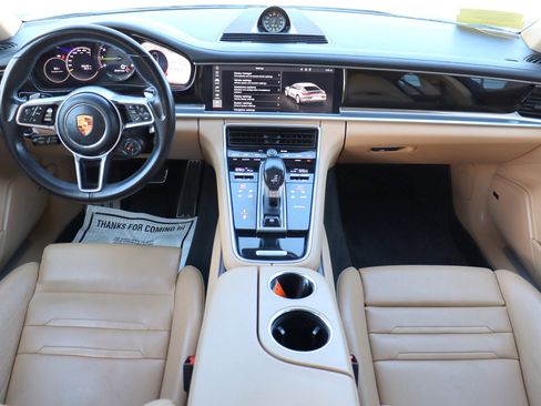 Used 2018 Porsche Panamera 4 w/ Premium Package Plus AWD/4WD image 10