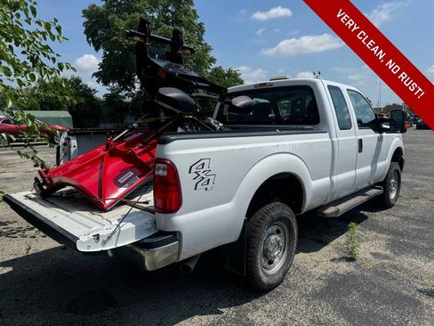 Used 2016 Ford F250 XL w/ Power Equipment Group AWD/4WD image 3