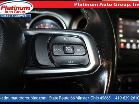 Used 2019 Jeep Wrangler Unlimited Sahara w/ Safety Group AWD/4WD image 15